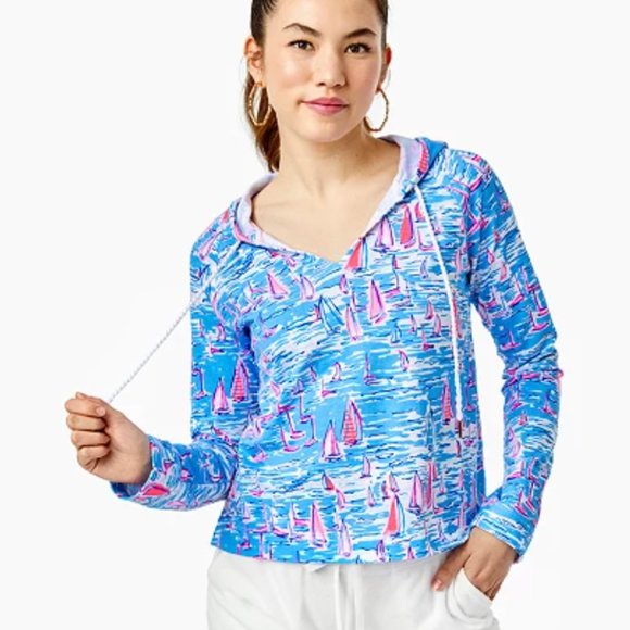 Lilly Pulitzer Boatylicious Kiawah Sweatshirt Hoodie size Small - Picture 1 of 2